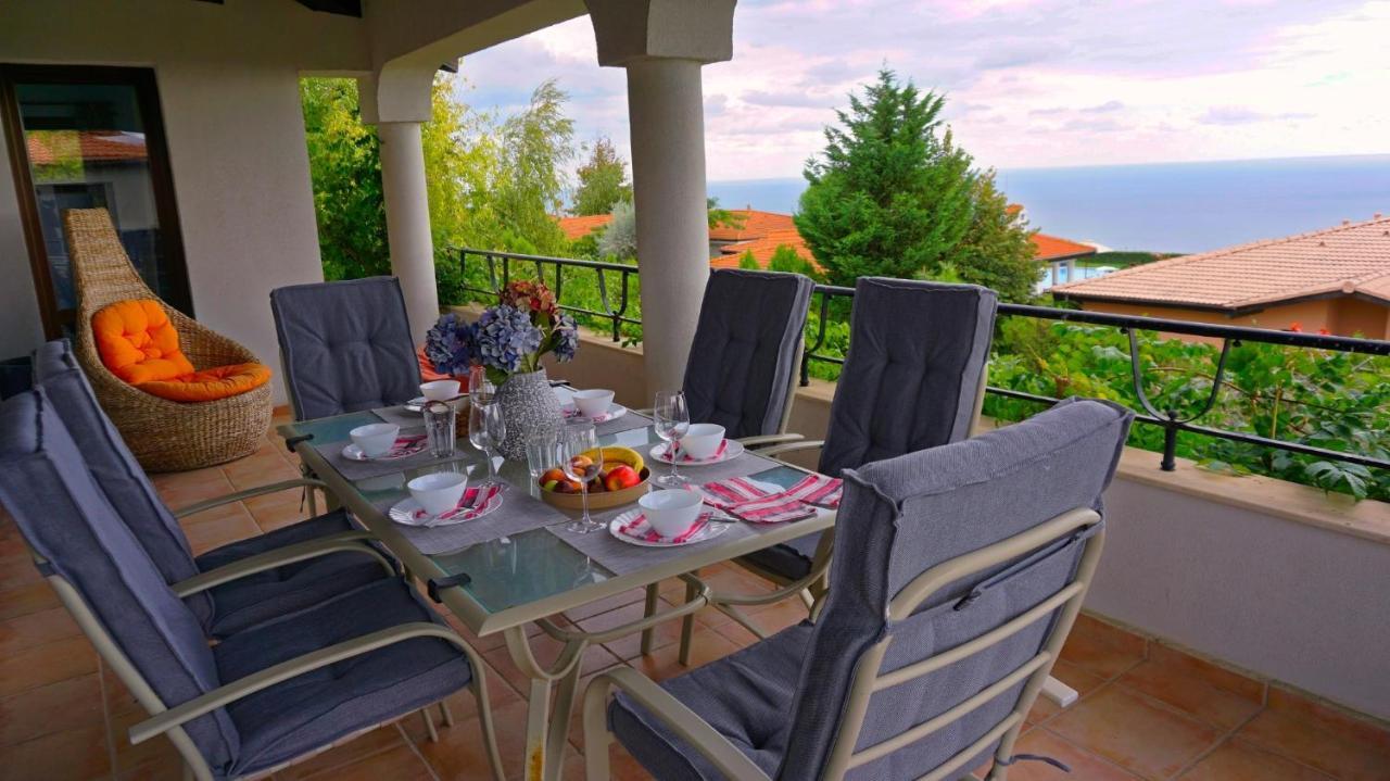 Вила Афина - Villa Afina Μπαλτσίκ Εξωτερικό φωτογραφία